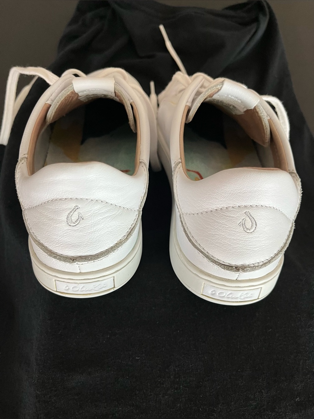 OluKai Pehuea Li ‘ILI Premium Island Inspired White Leather Sneakers Size 8 - Picture 9 of 12